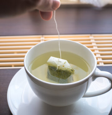 Drinking cup of green tea for fat loss